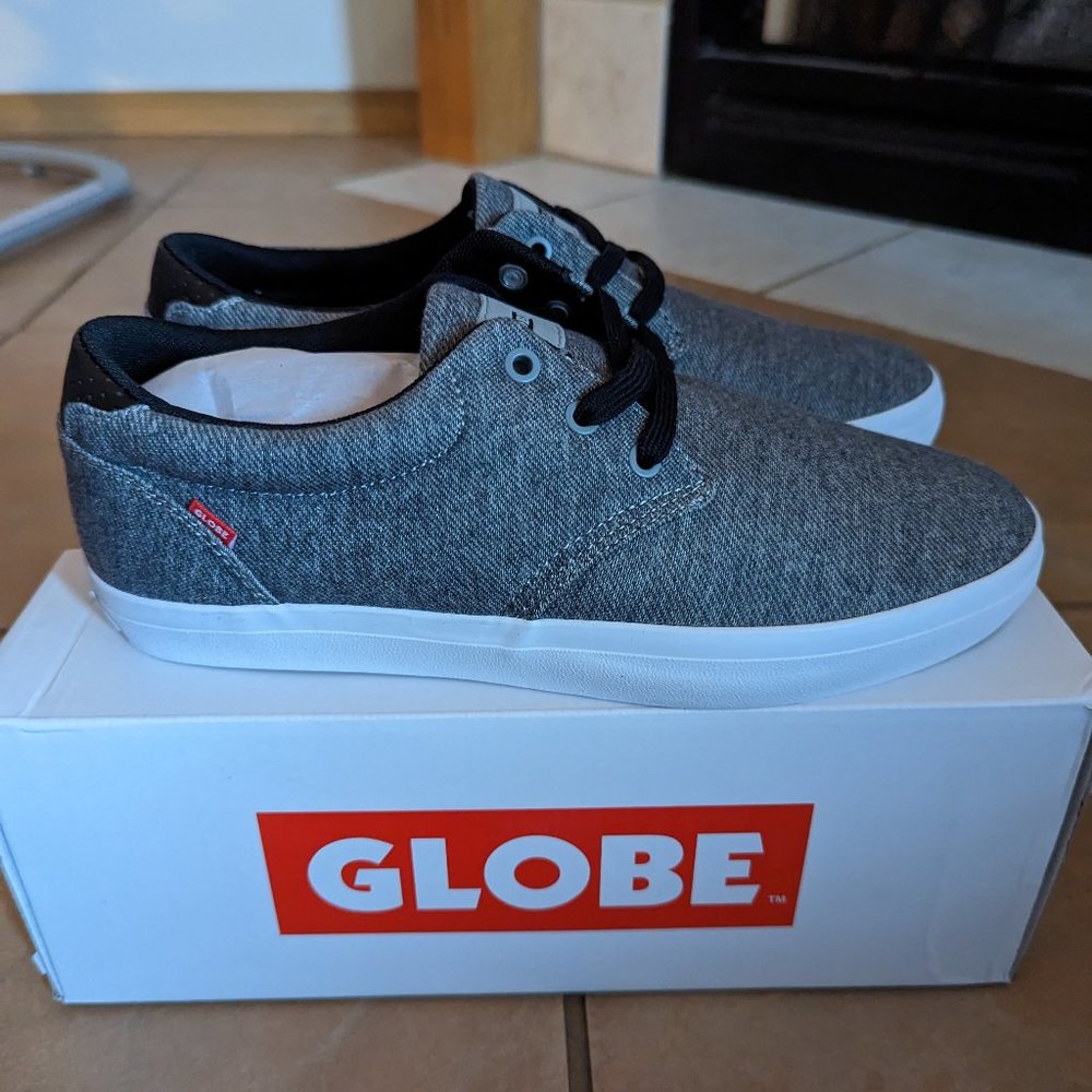 NEW Men's Globe Winslow Gray Shoes sz 7.5